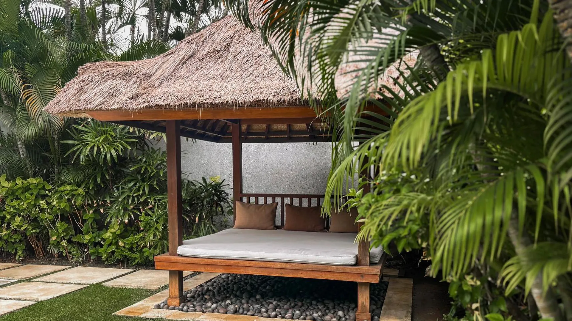 Nyaman Villas Seminyak 0*, Seminyak (Bali)