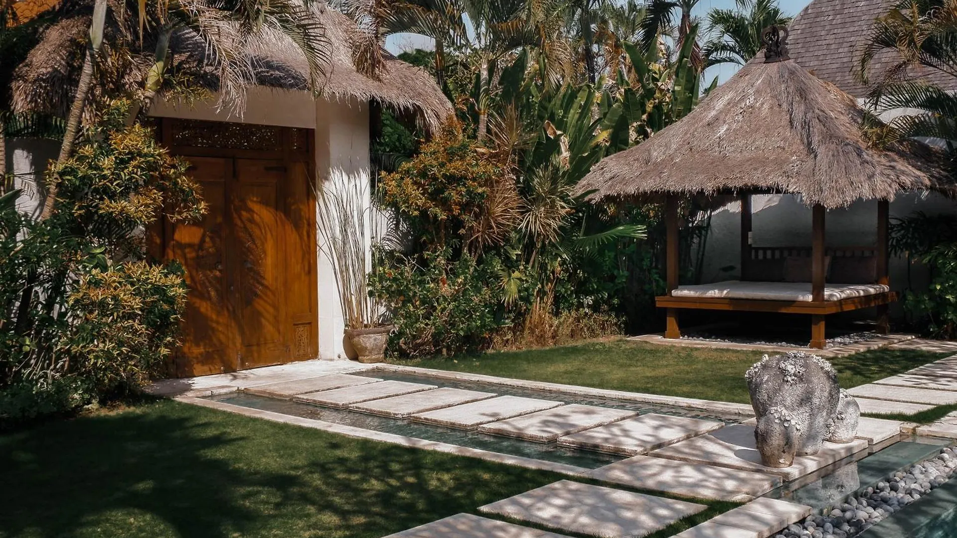 Nyaman Villas Seminyak